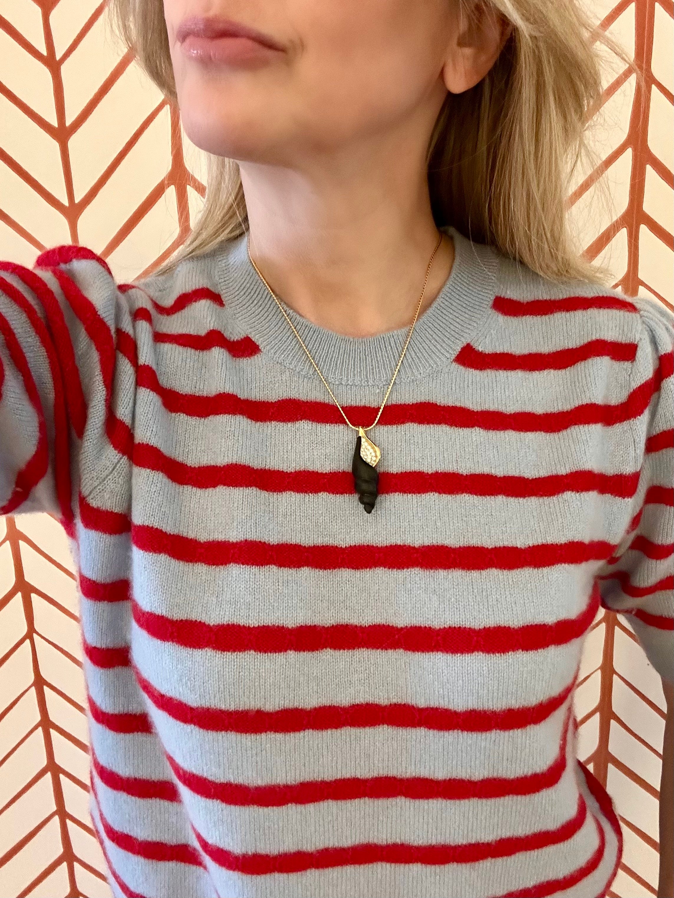 Vintage 1970s Givenchy Black and Shell Necklace – Ladybug Vintage