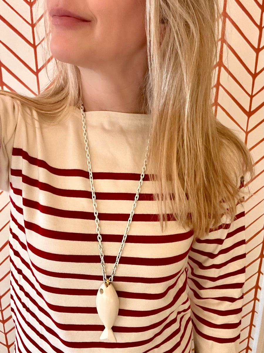 1960s Trifari White Modernist Fish Pendant Necklace