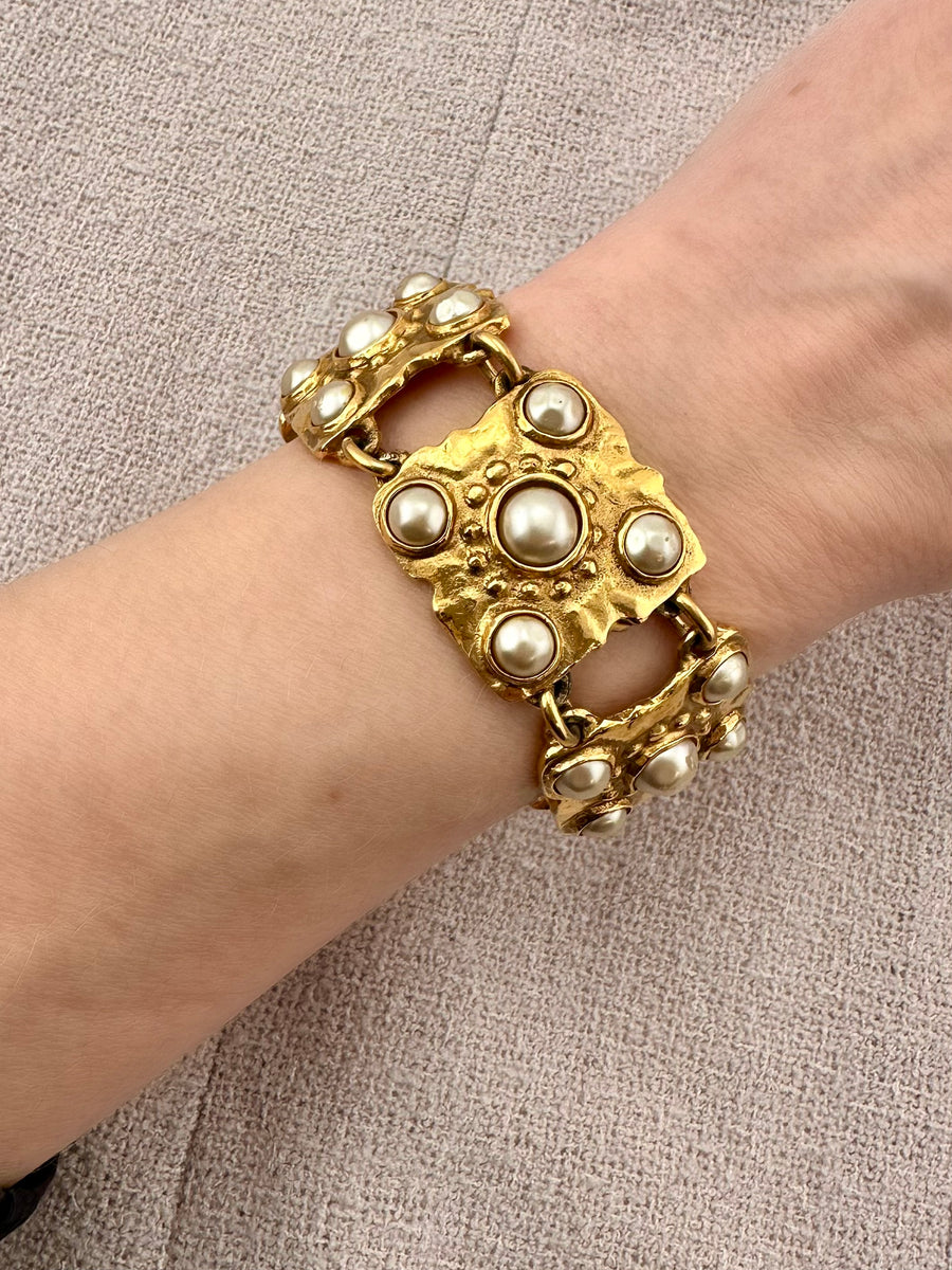 Vintage 1980s Chanel Gold and Pearl Bracelet