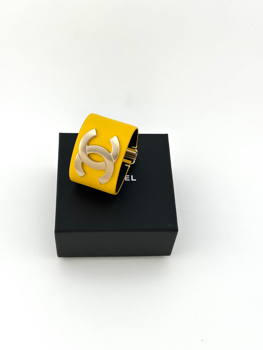 CHANEL CC Yellow Color Leather Cuff Bracelet 2018 in Box