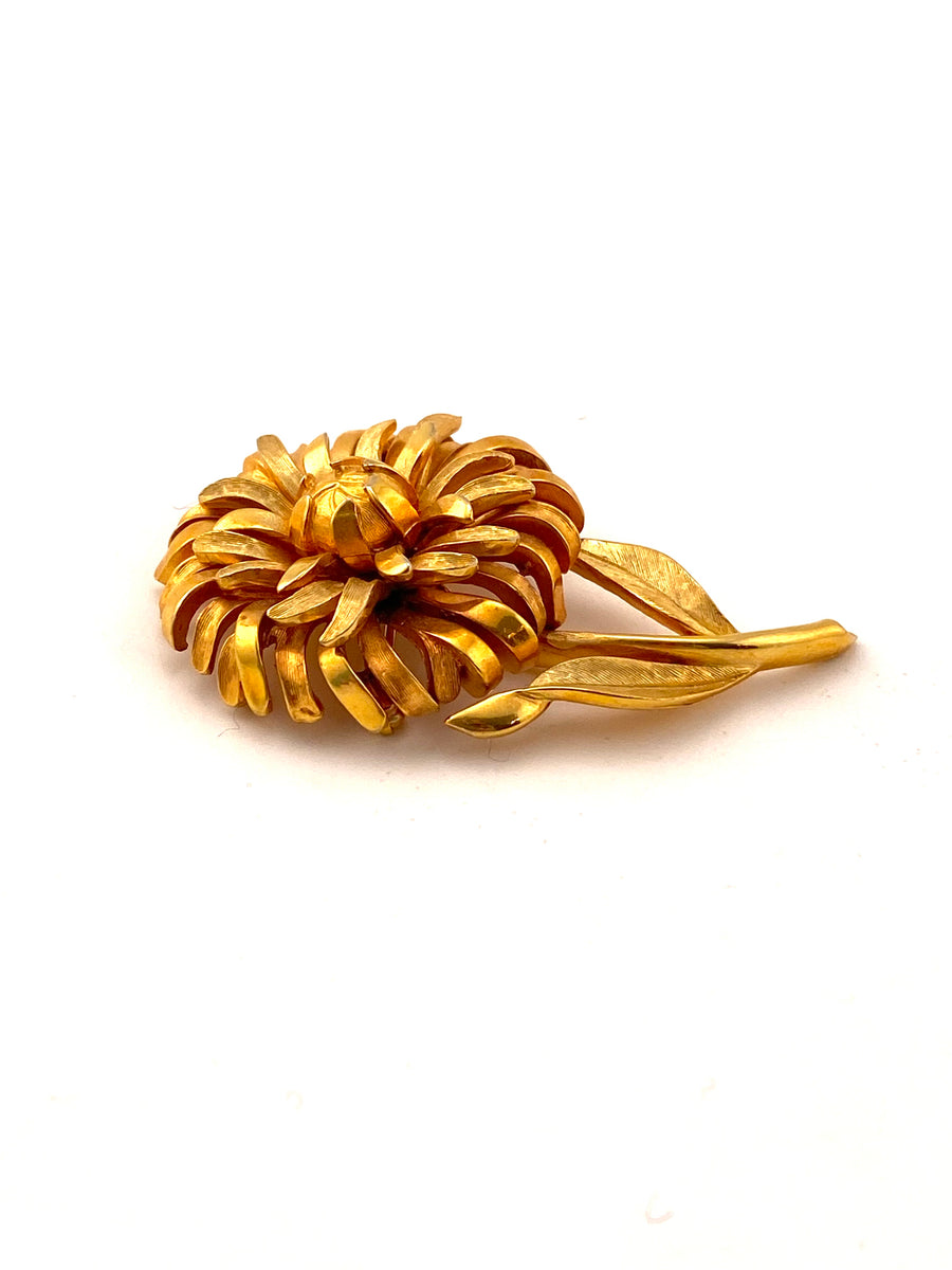 1950s Trifari Goldtone Flower Brooch