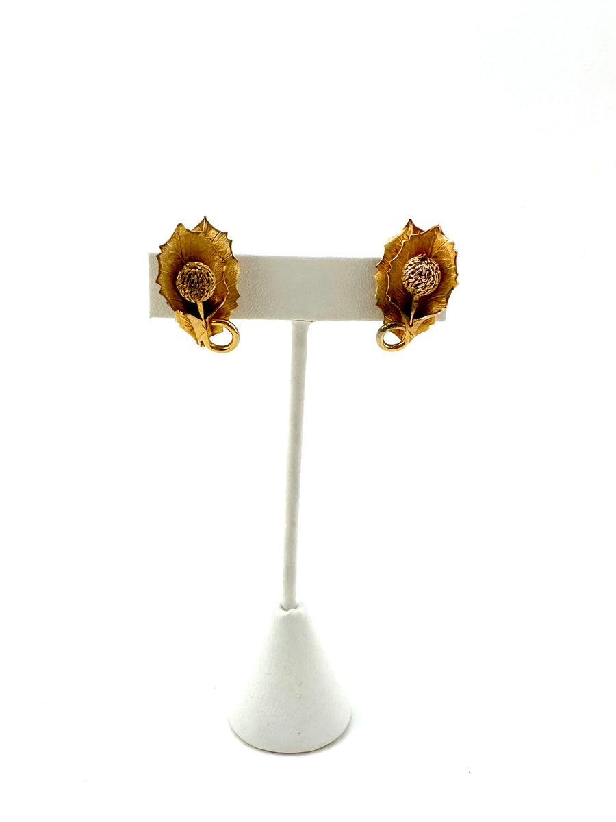 1950s Goldtone Leaf and Berry Brooch and Earrings Set