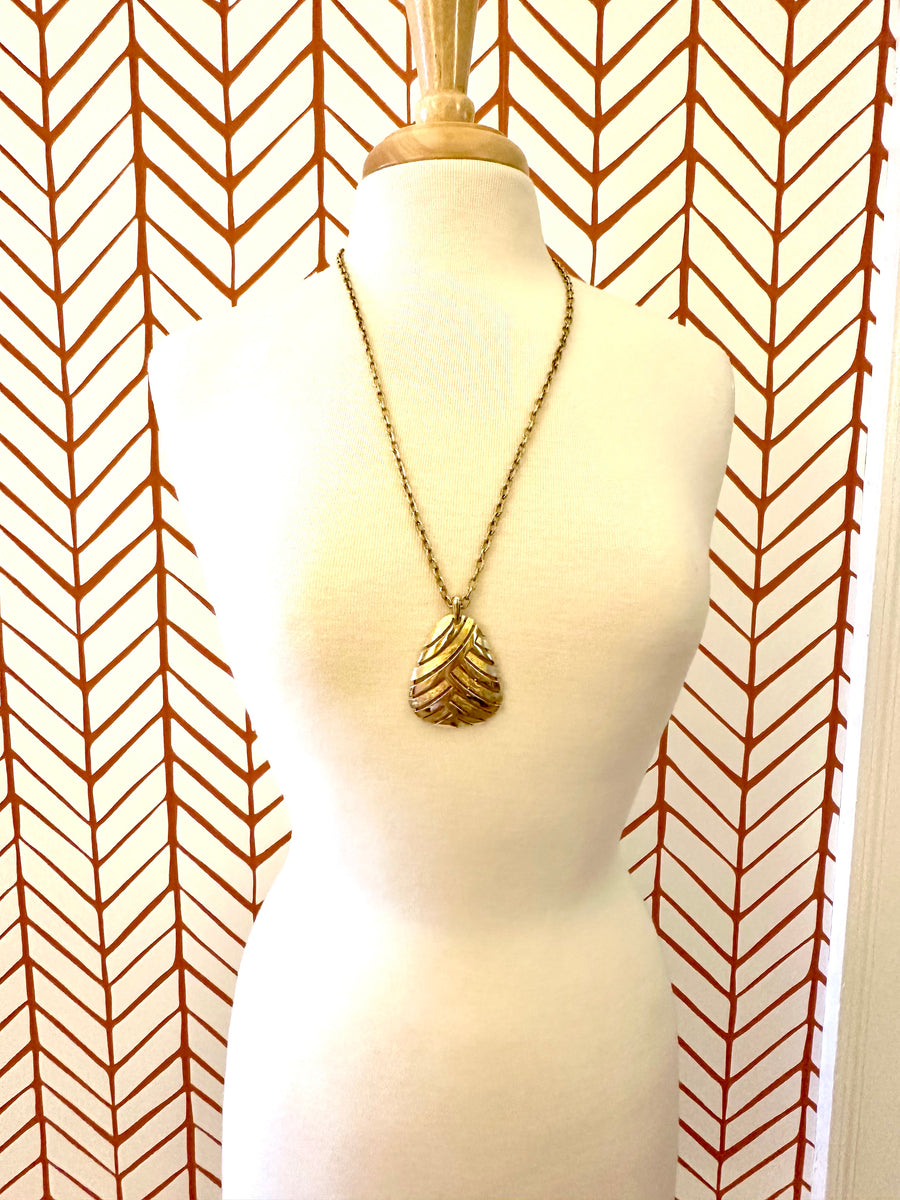1960s Trifari Goldtone MOD Pendant Necklace