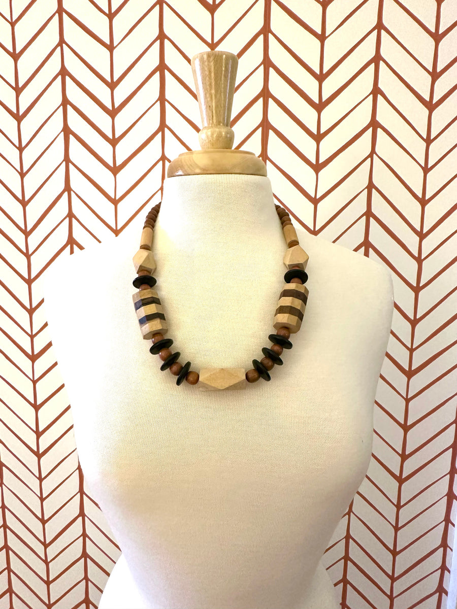 Vintage Mid-Century Wooden Beaded Necklace