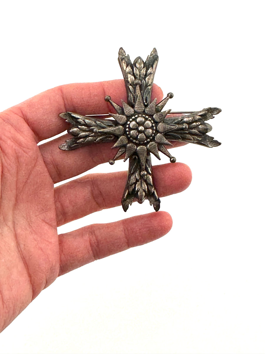 1960s Accessocraft Silvertone Cross Brooch