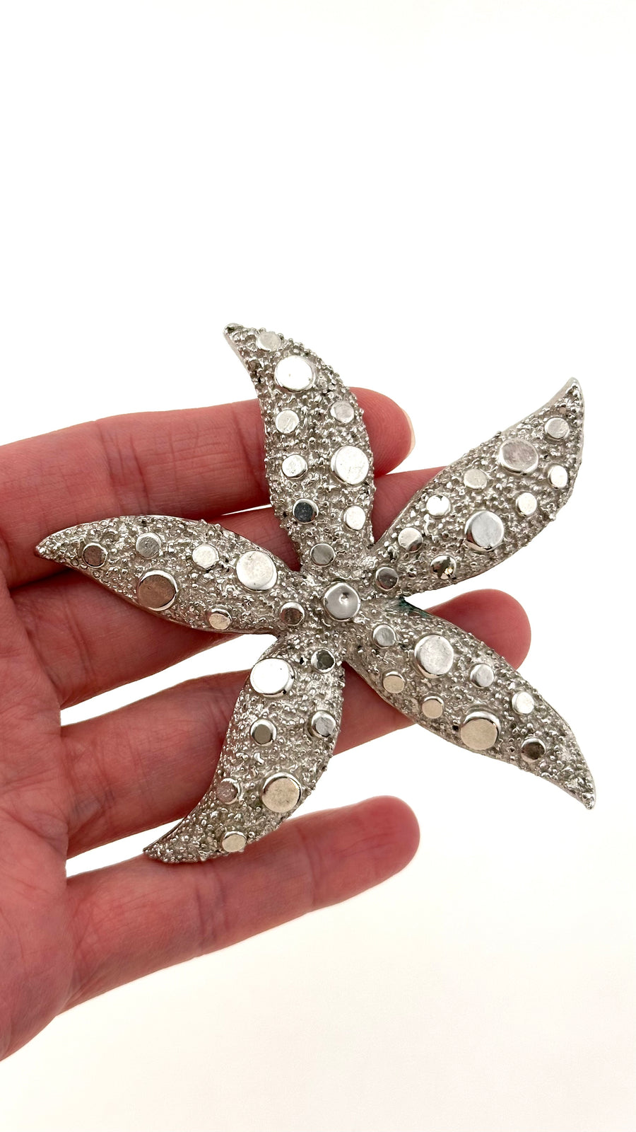 Vintage 1960s Silvertone Starfish Brooch