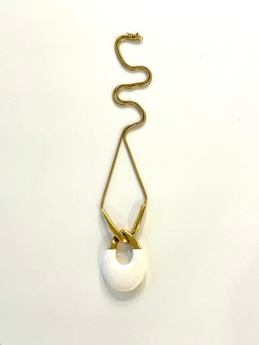 1970s MOD Trifari White Necklace