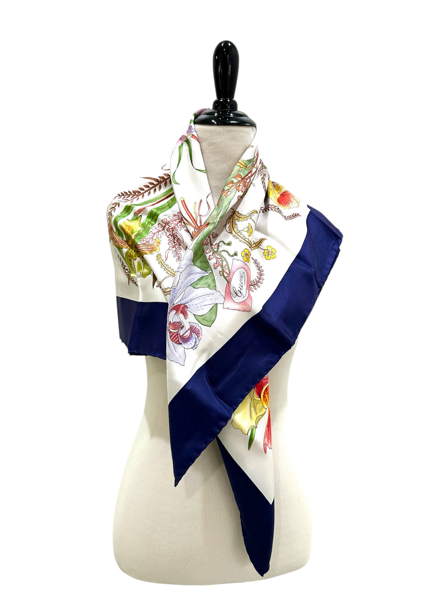 1970s Gucci Flower Scarf by Accornero Original Packaging