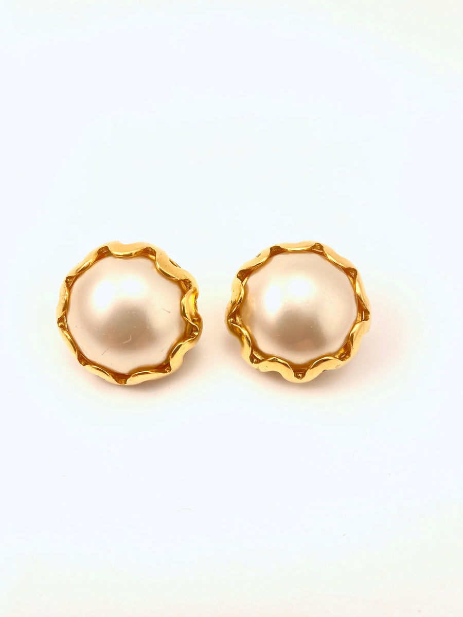 Vintage Chanel Pearl Earrings 1995 Spring Collection